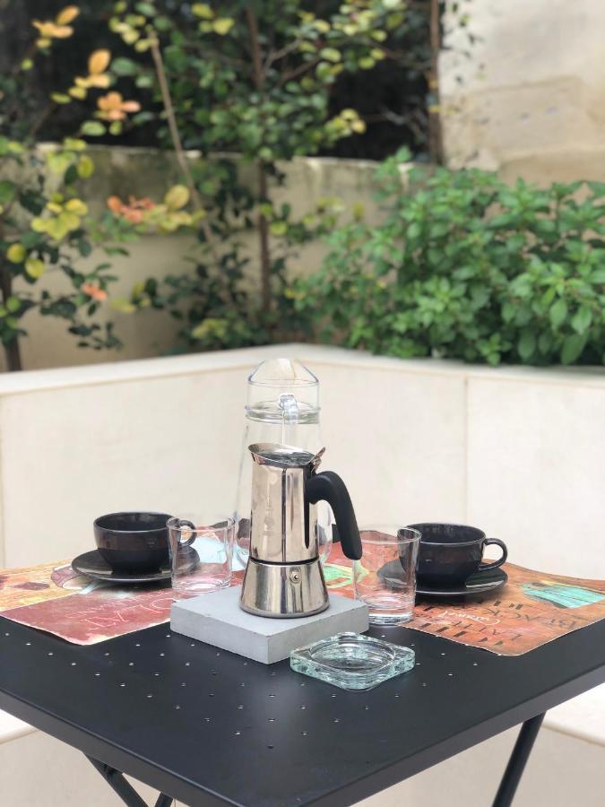 Carlo V - Con Piscina E Giardino Privati Leilighet Lecce Eksteriør bilde