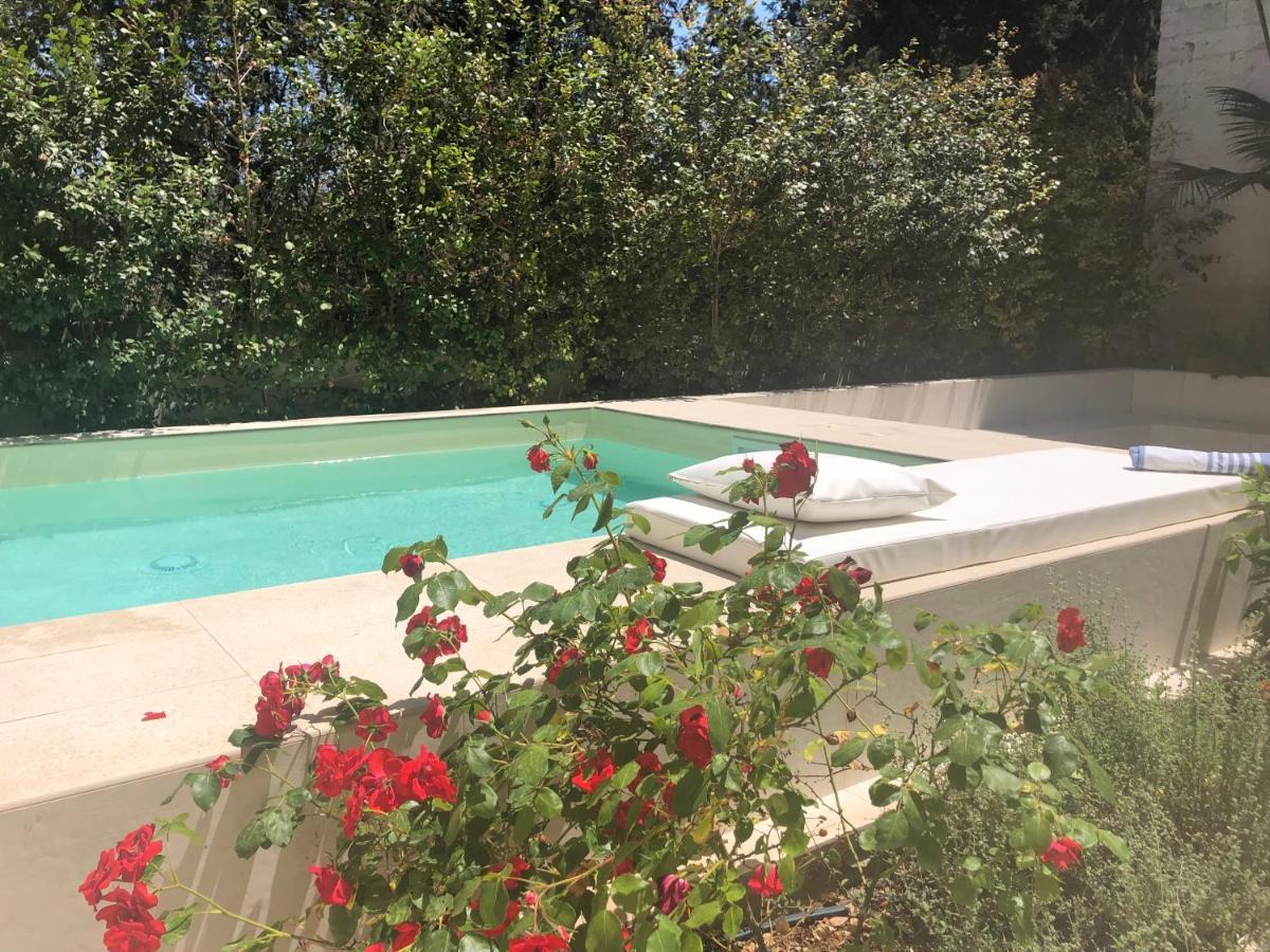 Carlo V - Con Piscina E Giardino Privati Leilighet Lecce Eksteriør bilde